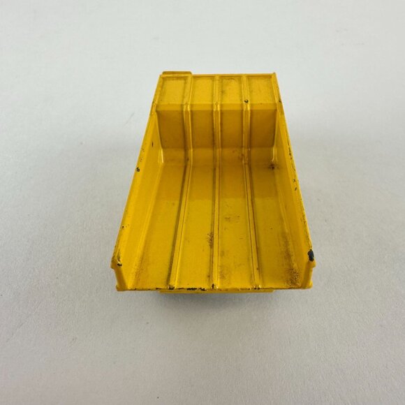 Vintage Matchbox Lesney Superfast Faun Dump Truck 1976 Yellow - Picture 5 of 9